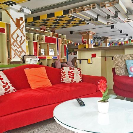Saphaipae Hostel Бангкок Экстерьер фото